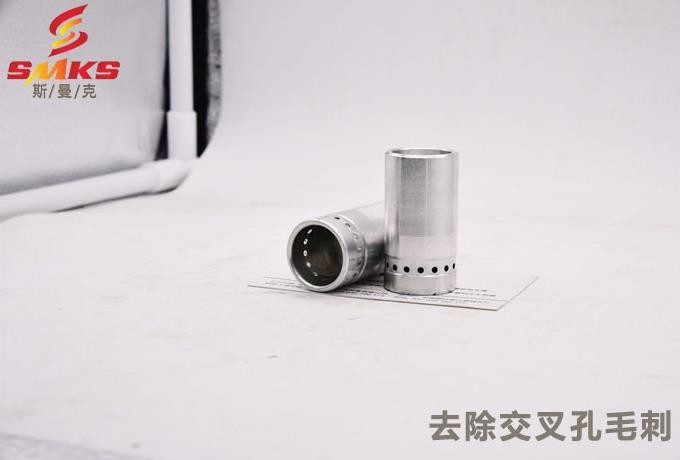 簡單任務(wù)，磨粒流去除鋁件交叉孔毛刺